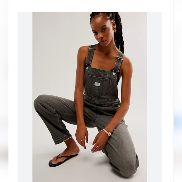 Levi's Vintage Overalls - Picture 5 of 5